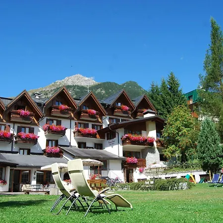Il Piccolo Dolomiti Hotel