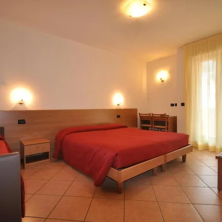 Alba Nova Aparthotel 2*