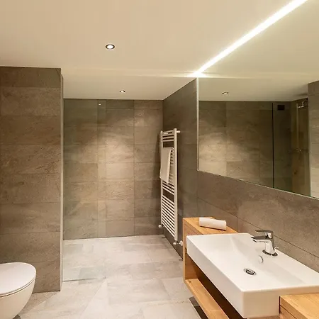 Aparthotel Antares