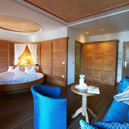 Hotel Cavallino Lovely